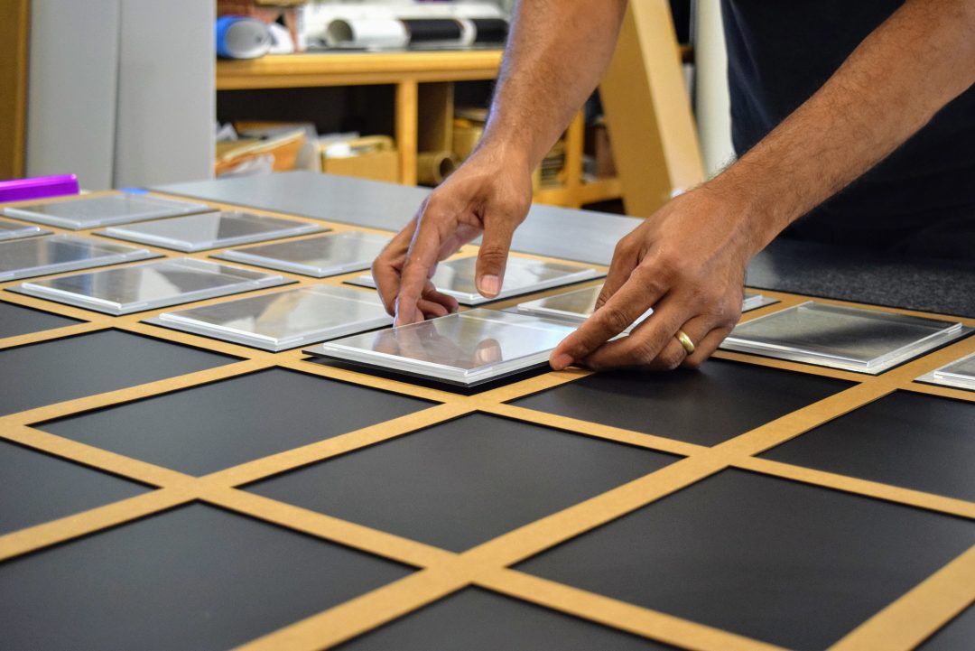 Employee photo wall assembly