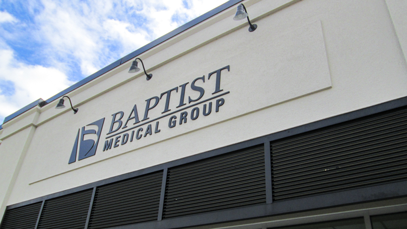 Exterior branded signage for Baptist Medical Group - signgeek Branded Spaces