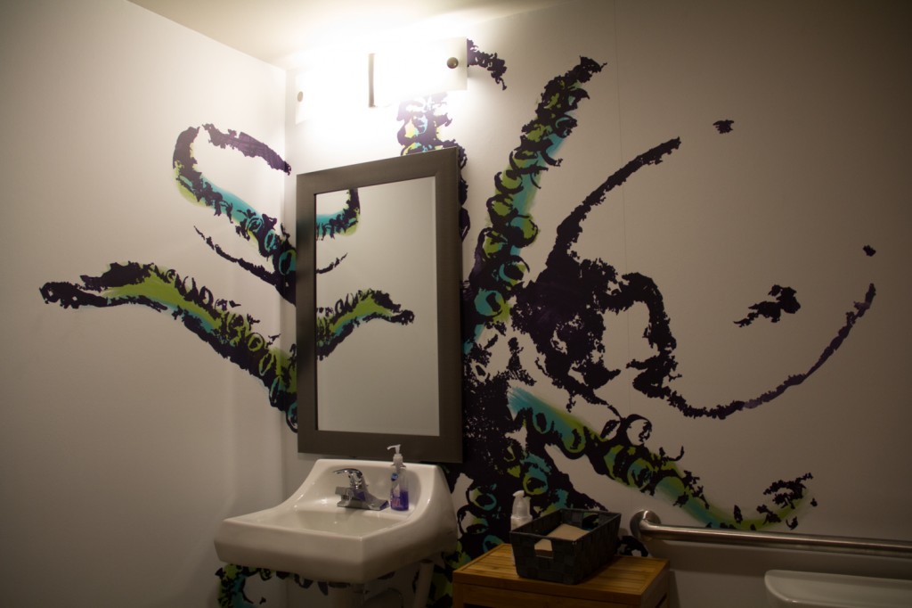 Octopus vinyl wall graphics in bathroom